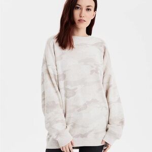 American Eagle Oversized Sweater crewneck